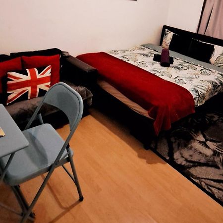 Merciful King Room, In Zone 2-3 Лондон Стая снимка