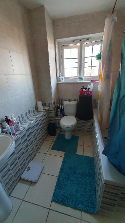 Merciful King Room, In Zone 2-3 Лондон Екстериор снимка