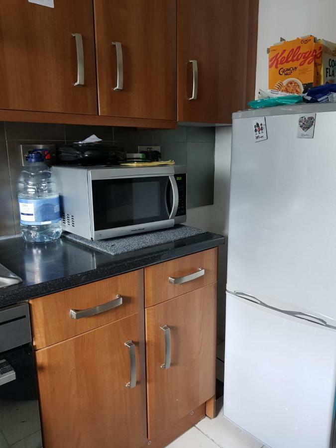 Merciful King Room, In Zone 2-3 Лондон Екстериор снимка